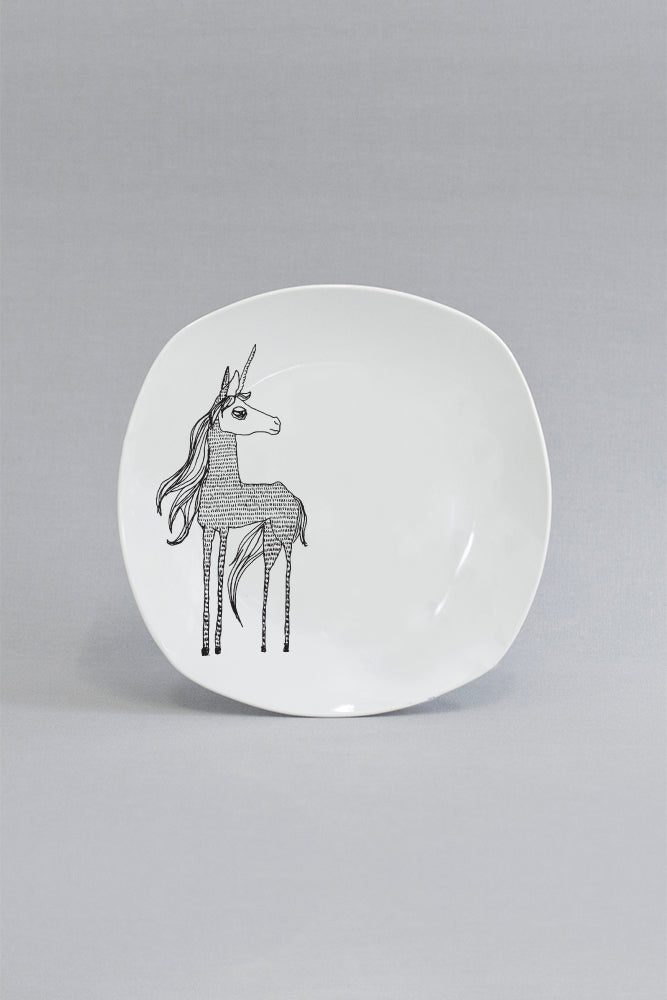 “Amalthea” Dessert Plate